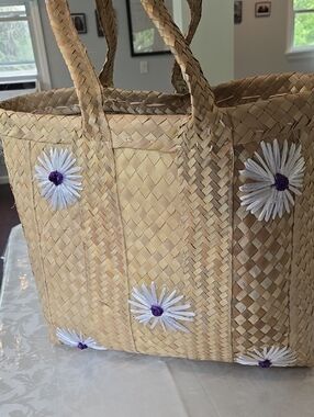 Handwoven Straw Tote Bag with White Daisy Accents Large